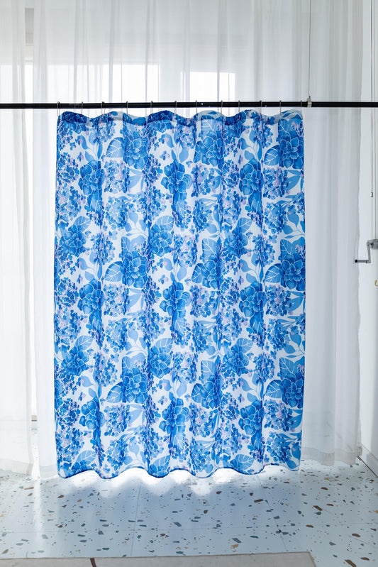 83006 Shower Curtain with hooks